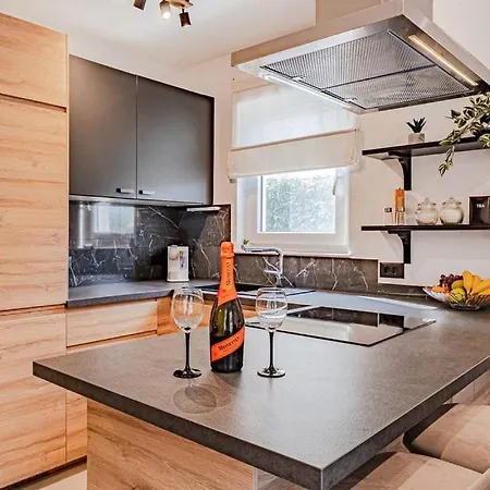 Bonaventura Apartment *