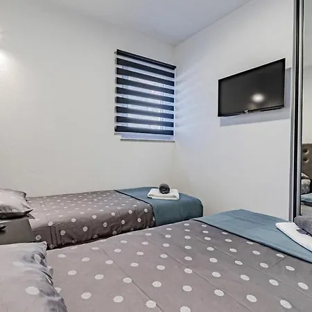Bonaventura Apartment *